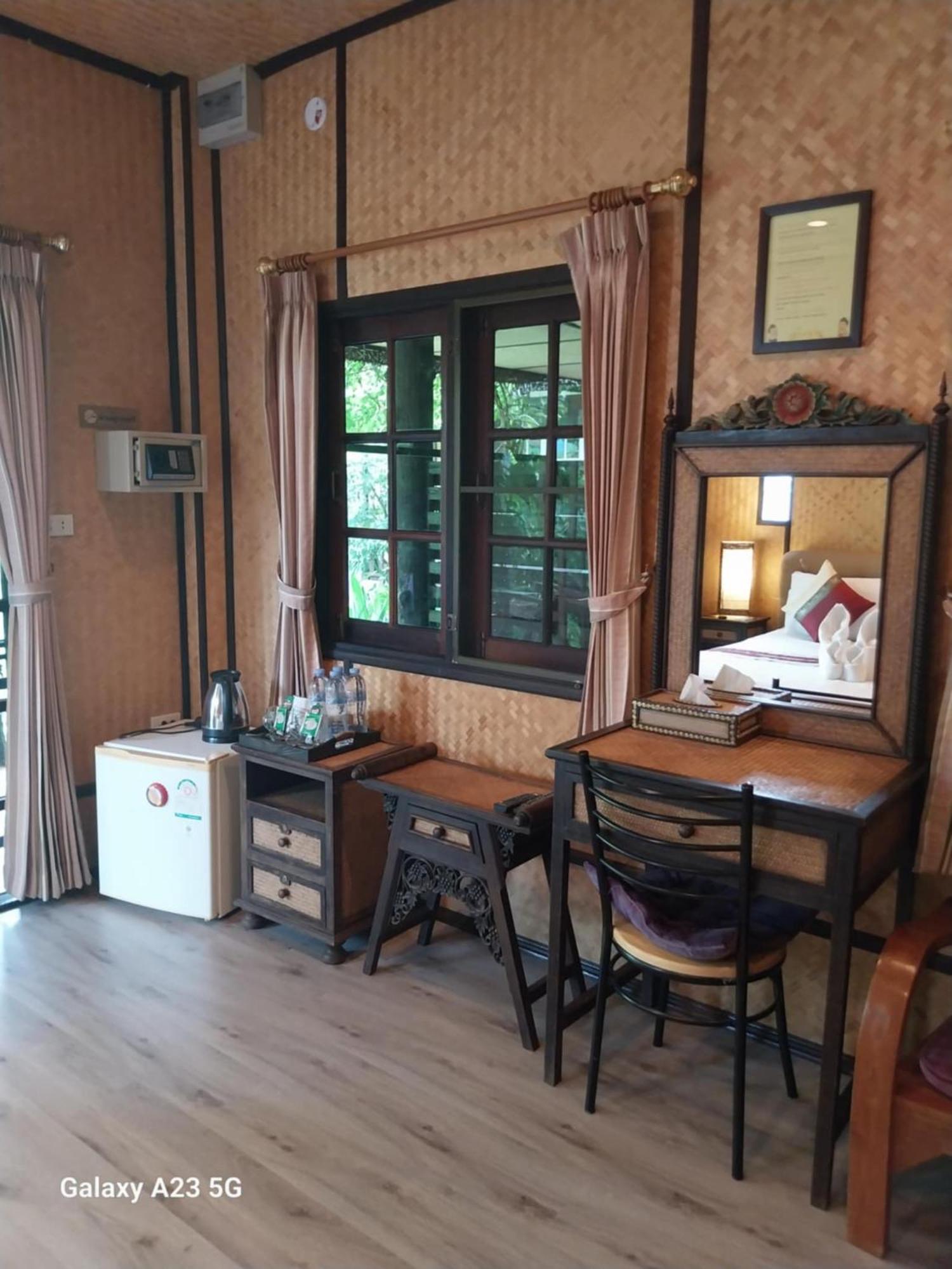 Homestay Chiangrai تْشينيغْرايْ الغرفة الصورة